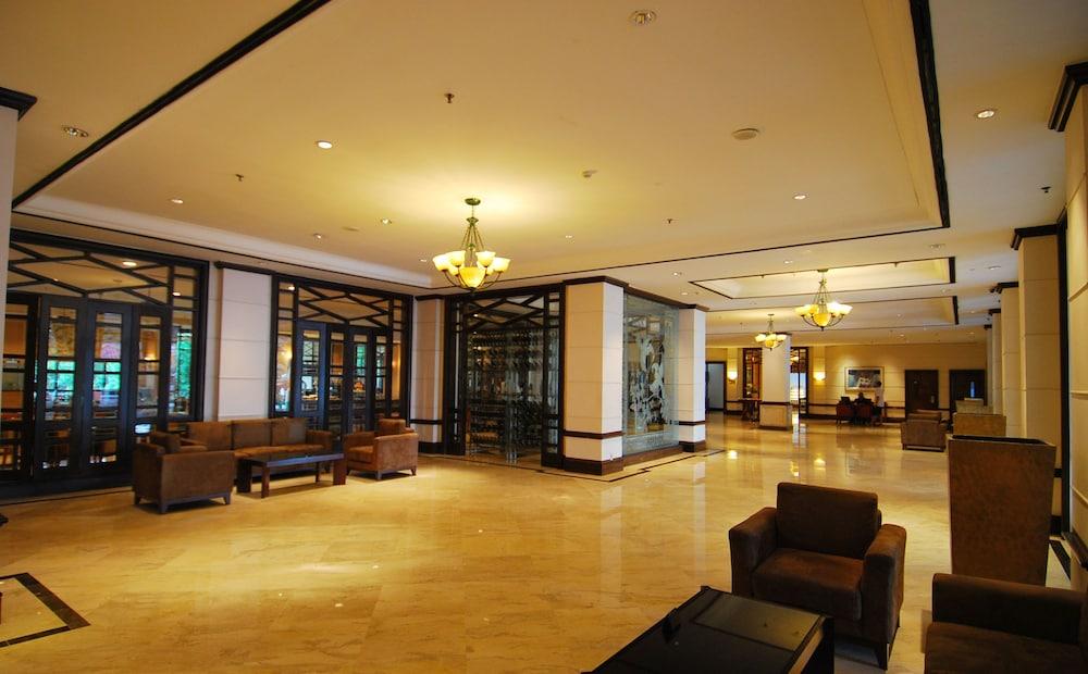 Le Grandeur Hotel Balikpapan ภายนอก รูปภาพ