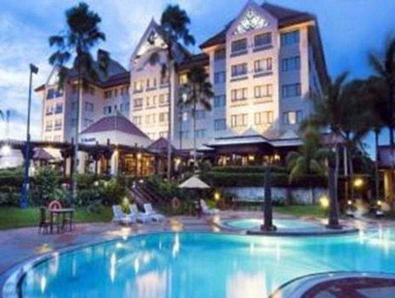 Le Grandeur Hotel Balikpapan ภายนอก รูปภาพ