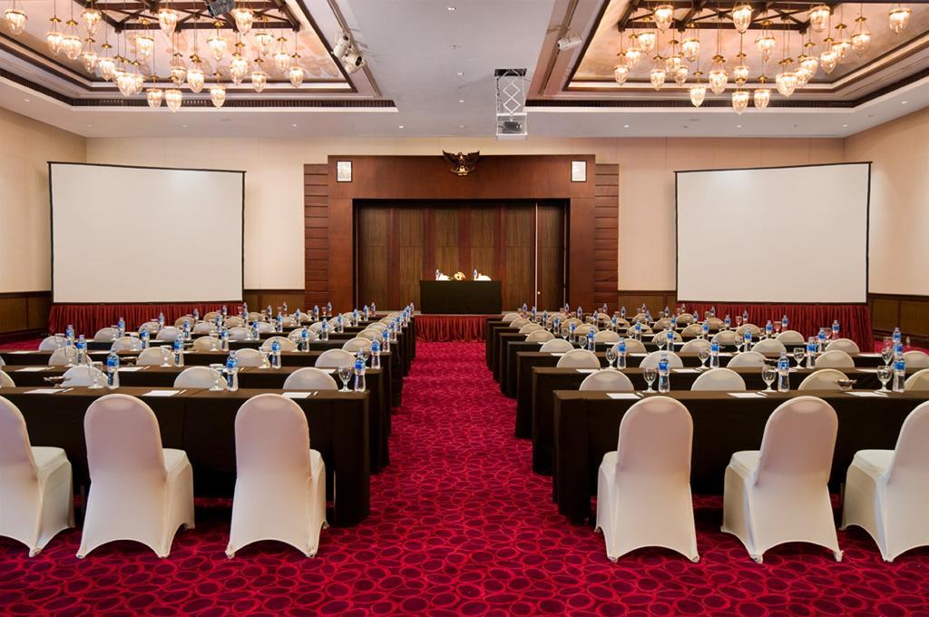 Le Grandeur Hotel Balikpapan ภายนอก รูปภาพ