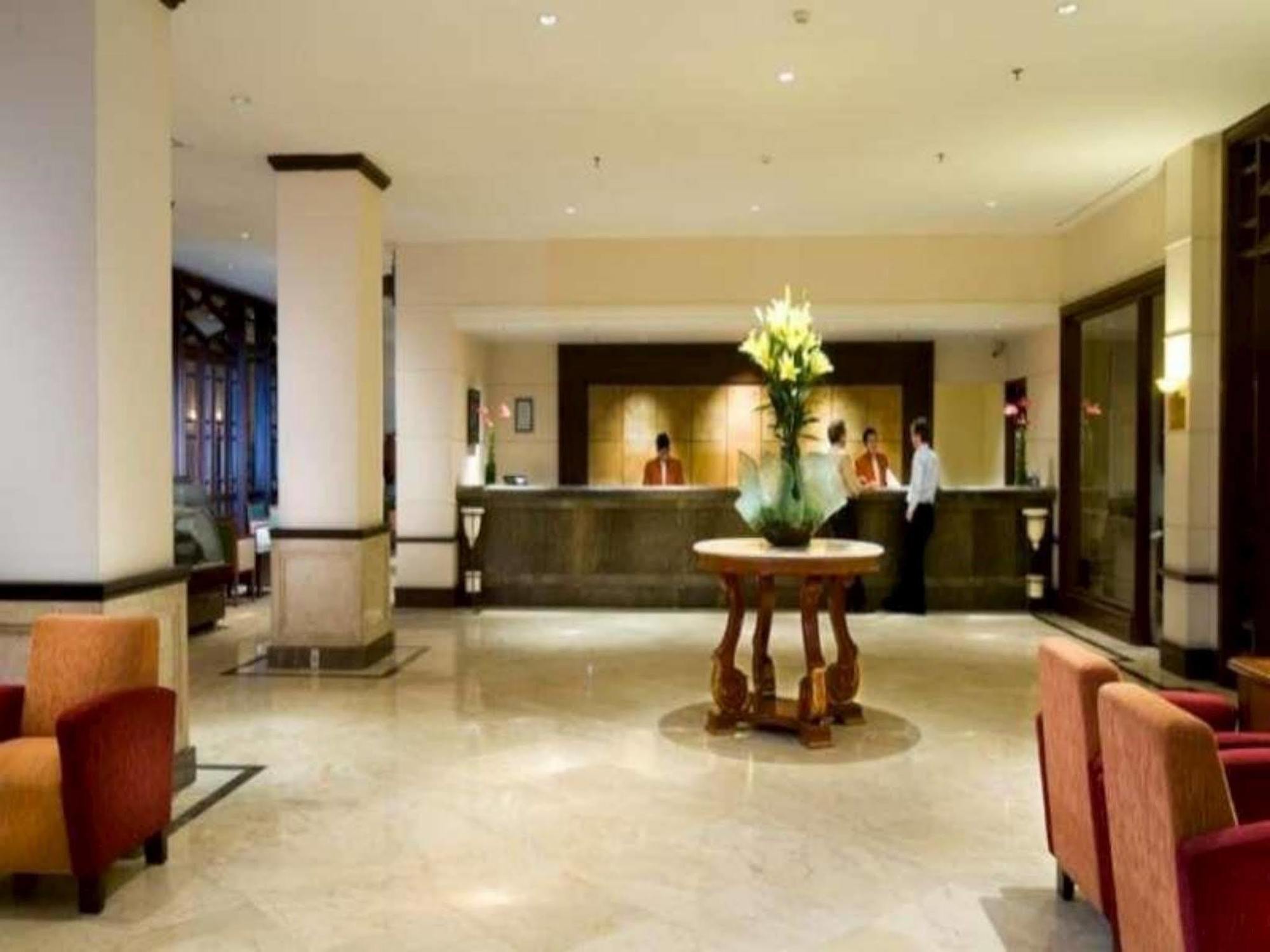 Le Grandeur Hotel Balikpapan ภายนอก รูปภาพ