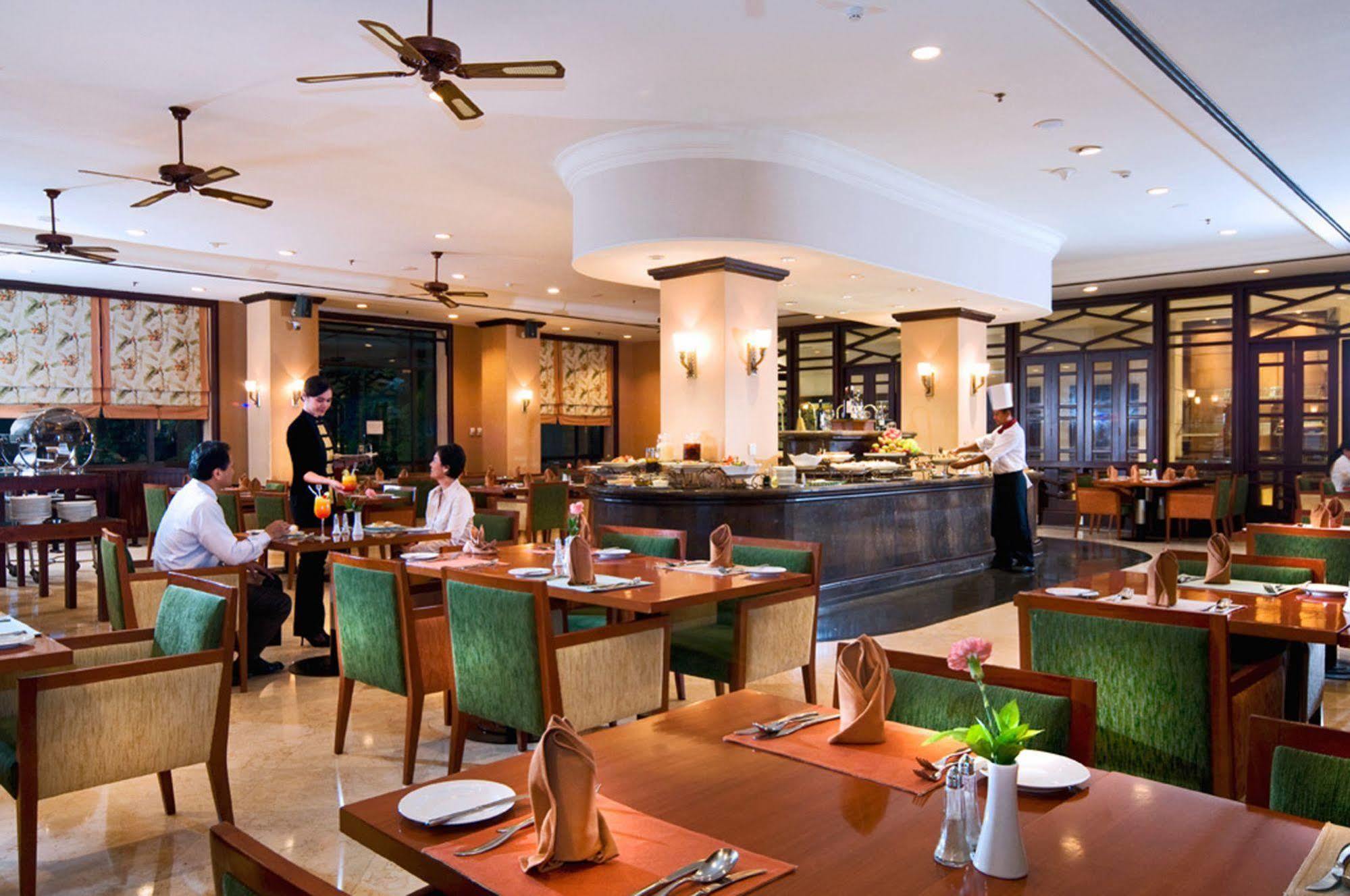 Le Grandeur Hotel Balikpapan ภายนอก รูปภาพ