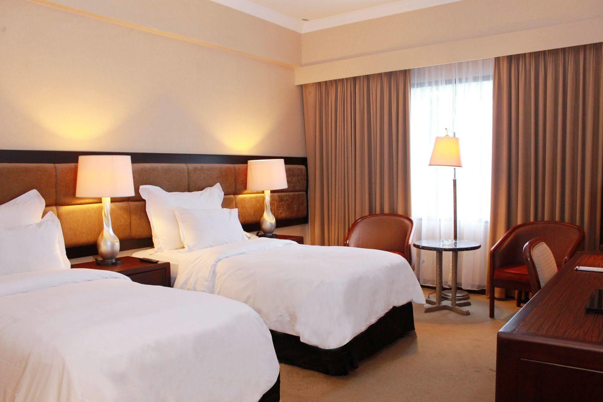 Le Grandeur Hotel Balikpapan ภายนอก รูปภาพ