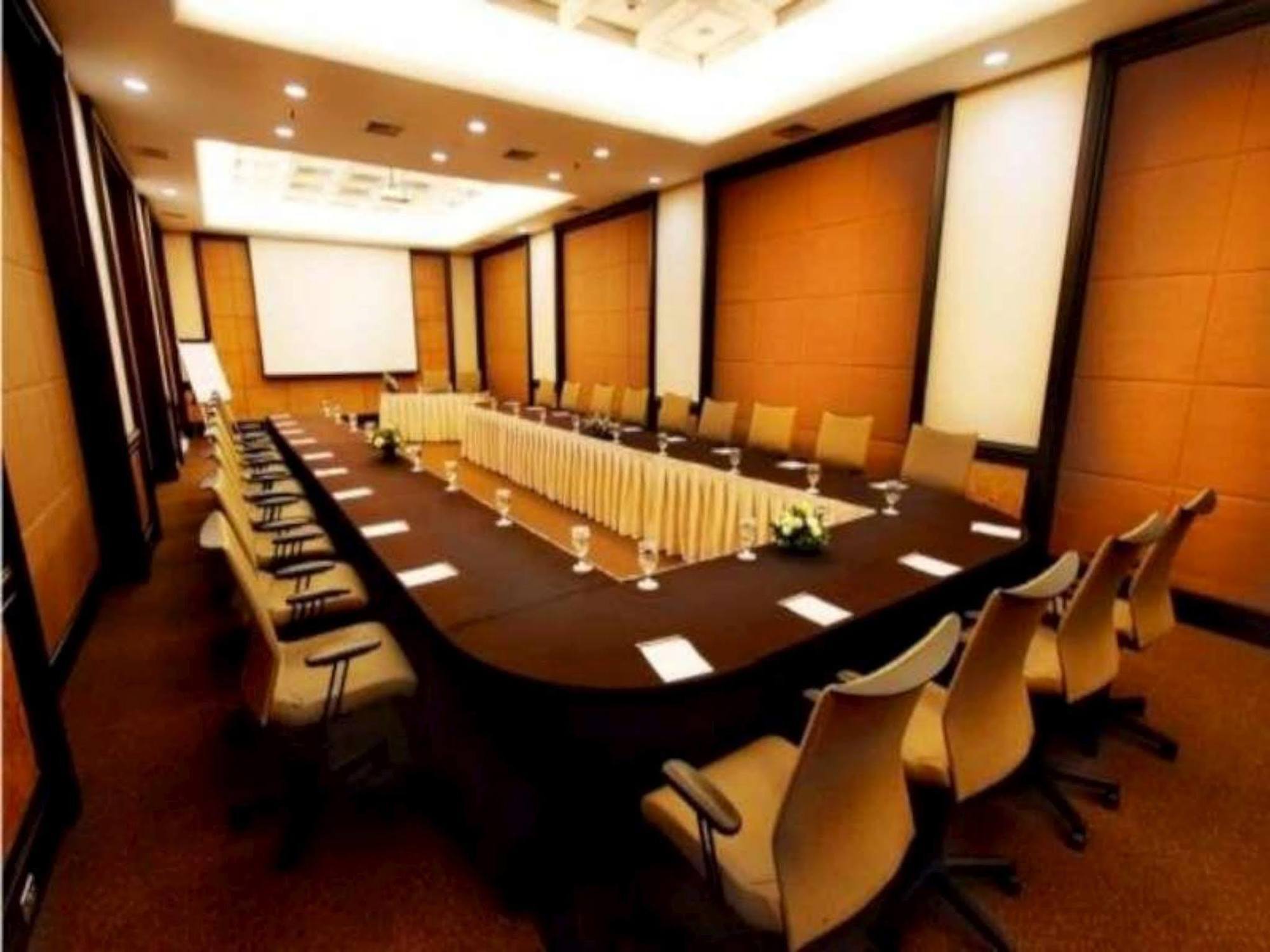 Le Grandeur Hotel Balikpapan ภายนอก รูปภาพ